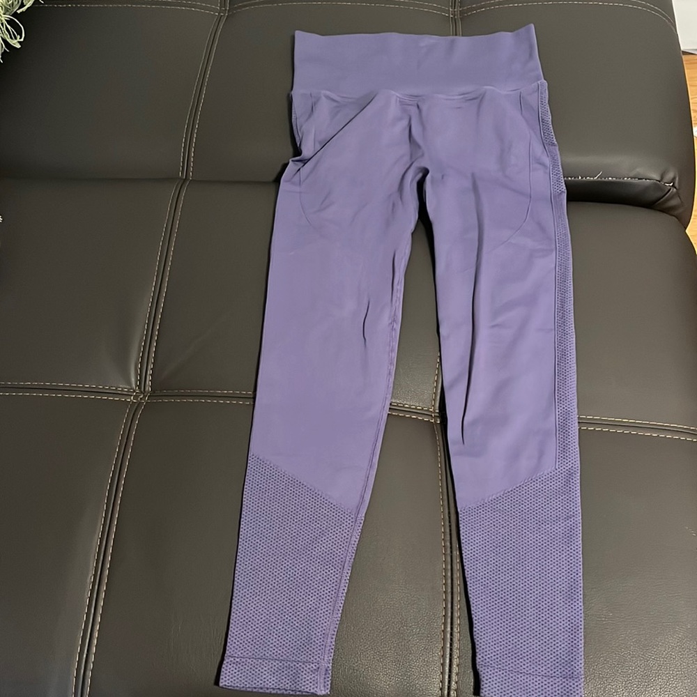 Purple leggings with butt scrunch